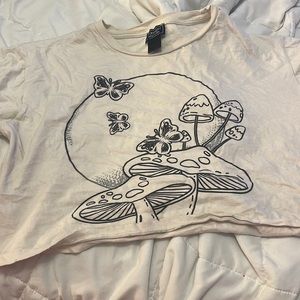 cream mushroom and butterfly crop top